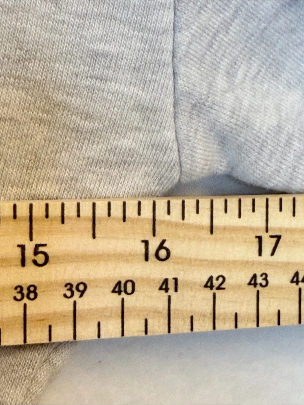 Harvard University Girls 8/9 Cropped Sweatshirt Gray Maroon Crewneck Fall